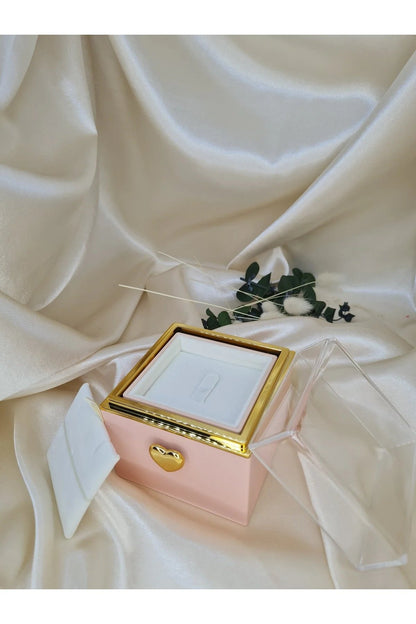 Dönen Mumlu Sürpriz Kutusu + YÜZÜK